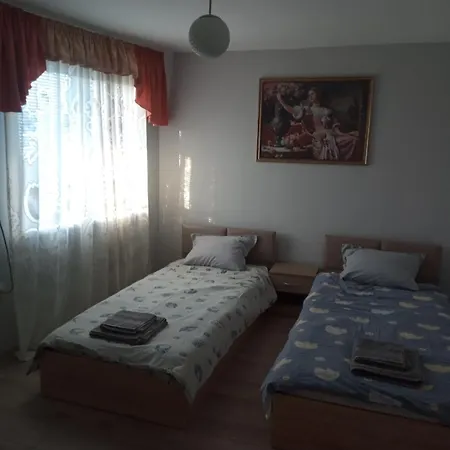 за гости Vivia *