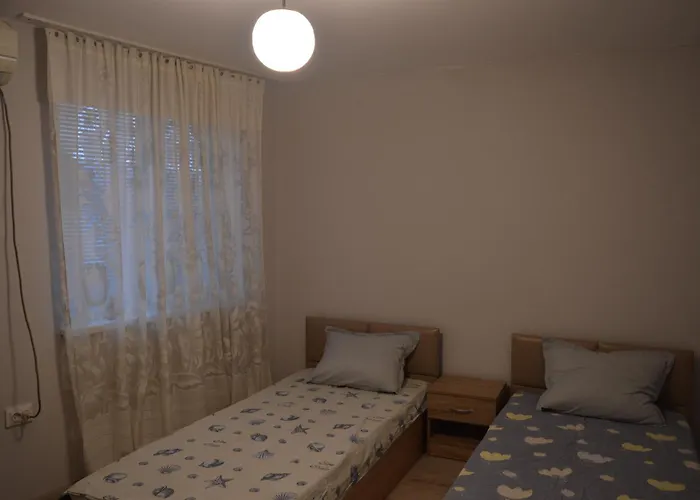 за гости Vivia *