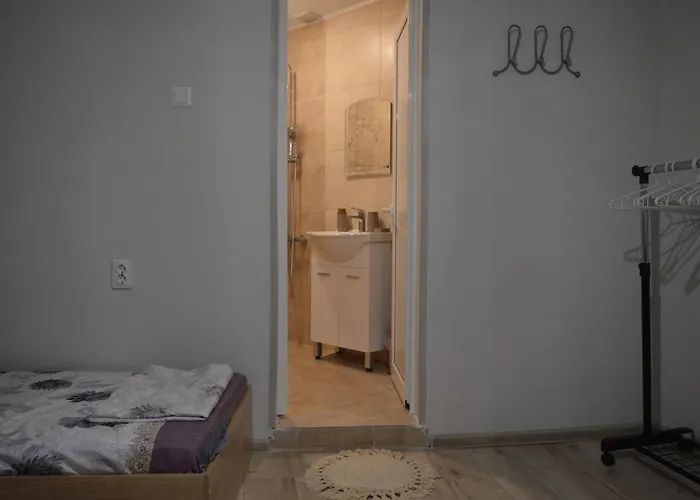 за гости Vivia *